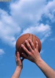 联赛18轮完赛：贡萨洛-加西亚帽子戏法，皇马5-1大胜贝蒂斯；索罗斯破门，马竞客平皇社